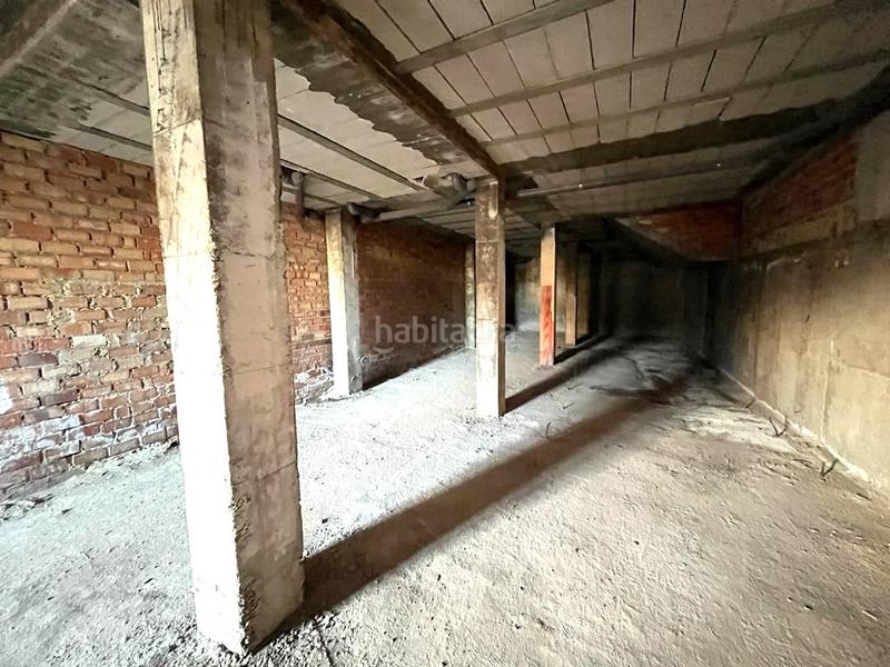 Foto d2c58736-604c-466b-a6ef-5ad5ceefdbee. Local commercial dans Gines