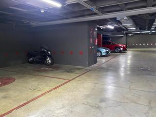 Parking voiture  Doctor pasteur