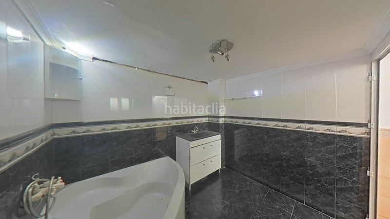 Foto ff7113ed-8d1a-4f6b-b183-17c179b48a43. Casa a Victoria (La)
