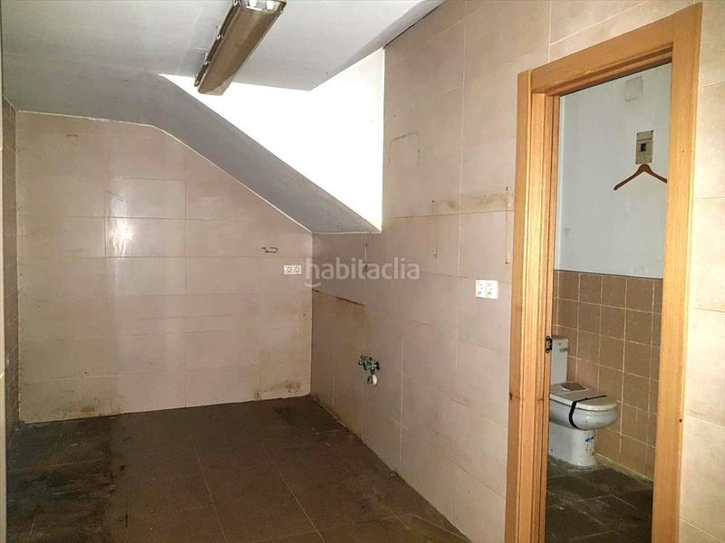 Foto 3f0a15fa-d20d-49a3-8f8d-ec429b98a9d7. Local comercial en Salesas - Foncalada - Campoamor Oviedo
