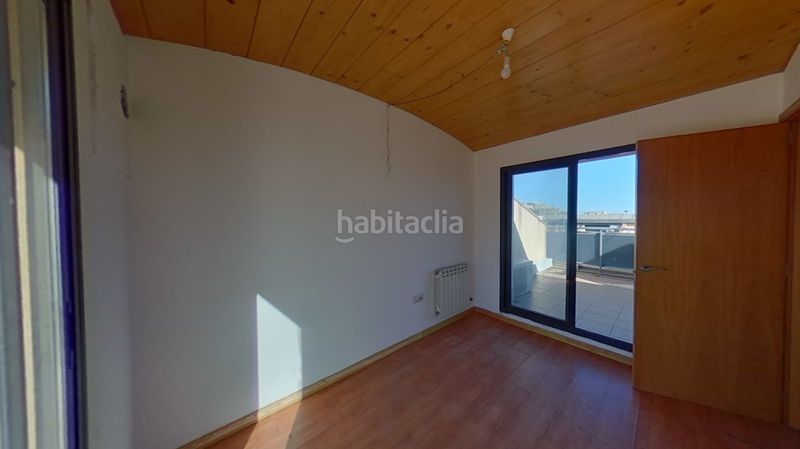 Foto 93e9f9a6-cc0d-44b4-8b20-60c6c6a8aa1e. Casa adossada amb aparcament a Migjorn Reus