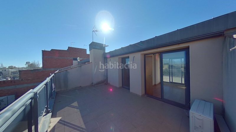 Foto abdec95a-bff3-4e0d-9159-747b522b1595. Casa adossada amb aparcament a Migjorn Reus