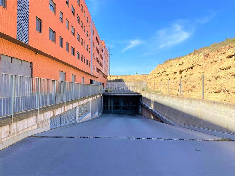 Foto 3a11d019-b706-4567-994f-356615e4c406. Aparcament cotxe a Portillejo - Valdegastea Logroño