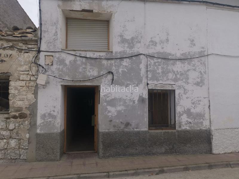 Foto 54513bcc-6c86-4b67-866b-f4a3edeb9df1. Maison jumelée avec parking dans Valfarta