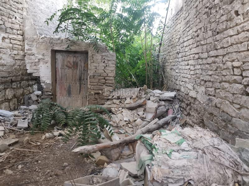 Foto a3420df5-38a6-45ca-907f-c80536030651. Maison jumelée avec parking dans Valfarta