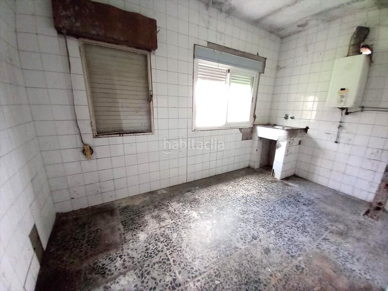 Foto b258f2cb-c74e-47b1-96e1-62ecd6f43d93. Casa a As Lagoas Ourense