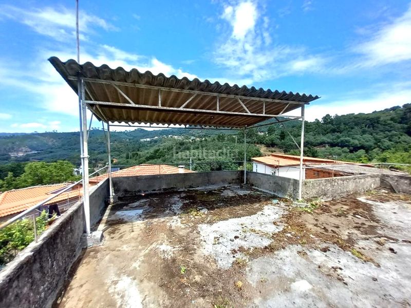 Foto b265c283-1b2c-48a0-8035-25e58d256706. Casa a As Lagoas Ourense