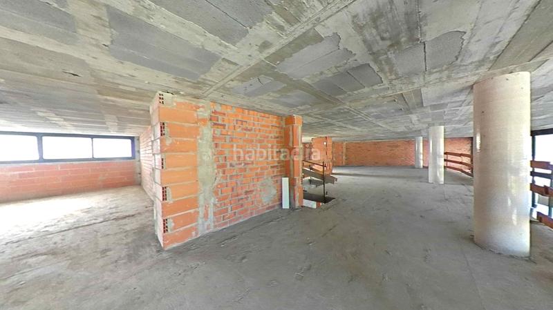 Foto 320411a9-3fe1-47d3-b7f9-6385528e222d. Local comercial en Mercat-Mas Moixa Blanes