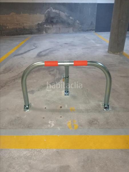 Foto f28a15fb-6f51-47ff-9819-eb05c8e2d386. Parking coche en Ca n´Oriol Rubí