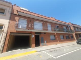 Car parking  Lleo