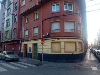 Locale commerciale in Sama