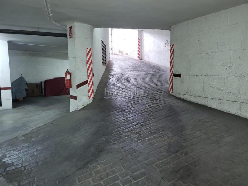 Foto b1a56108-915c-42bf-b821-1c757413294e. Parking coche en Mazarrón casco urbano Mazarrón