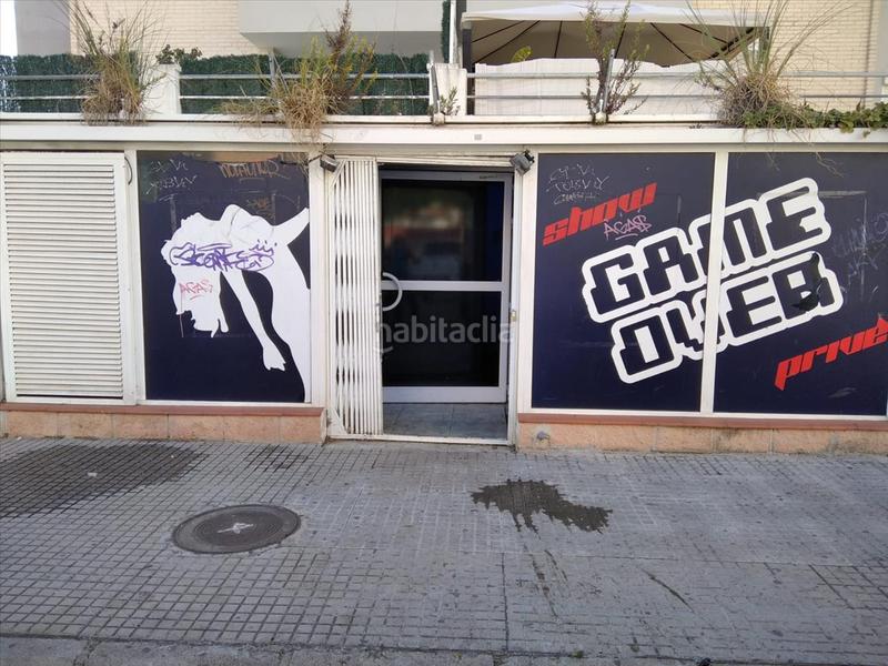Foto 03545a2f-b9cc-4097-875a-9ea6abf9002f. Local comercial a Playa de Gandía Gandia