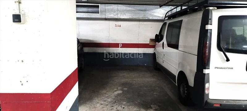 Foto 34b2dfcb-a1b8-49ce-9eea-16416e2d0262. Parking coche en Vall d´Hebron Barcelona