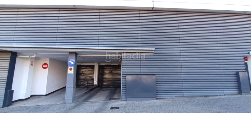 Foto 2c908761-6f2e-48c2-8e17-aafaab2e8223. Posto auto in Vall d´Hebron Barcelona