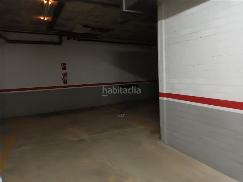 Foto 93f1775d-faf1-46ea-ab21-2a7254794937. Autoparkplatz in Sant Sadurní d´Anoia