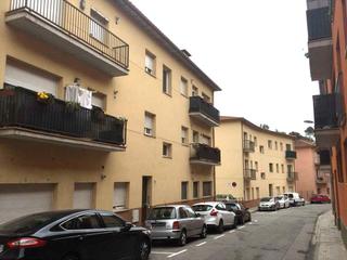 Aparcament cotxe  Nou