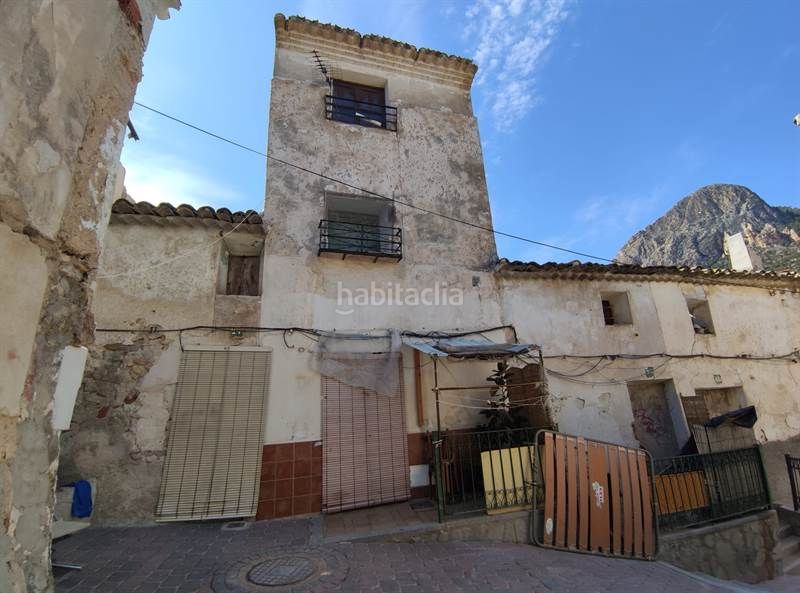 Foto fa3f9e78-e15a-48df-8744-ad9cb6c5e51f. Casa adossada a Cieza