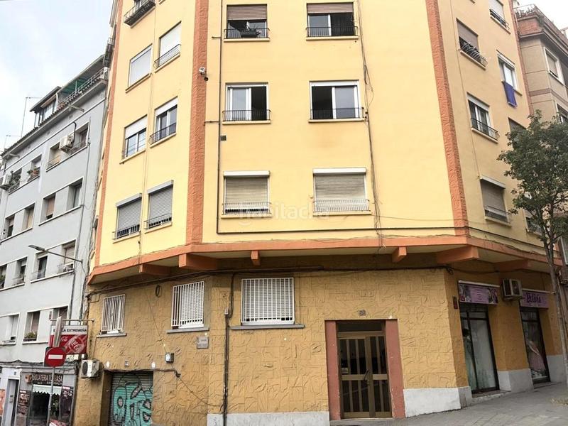 Foto 30f1cfff-1727-4d09-9858-89b4e6f14f3e. Piso en La Torrassa Hospitalet de Llobregat (L´)