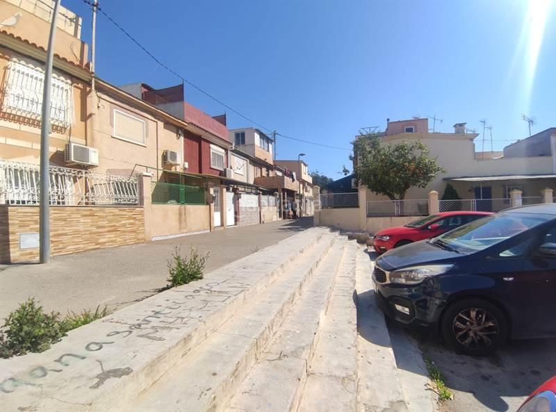 Foto 5690b520-bbb3-442a-b8b3-a93268da94e9. Casa adosada en San Ginés Cartagena