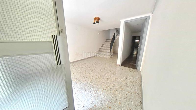 Foto 0e8757eb-2b46-4fc0-8361-3e94ab6ec99f. Casa amb aparcament a Almatret