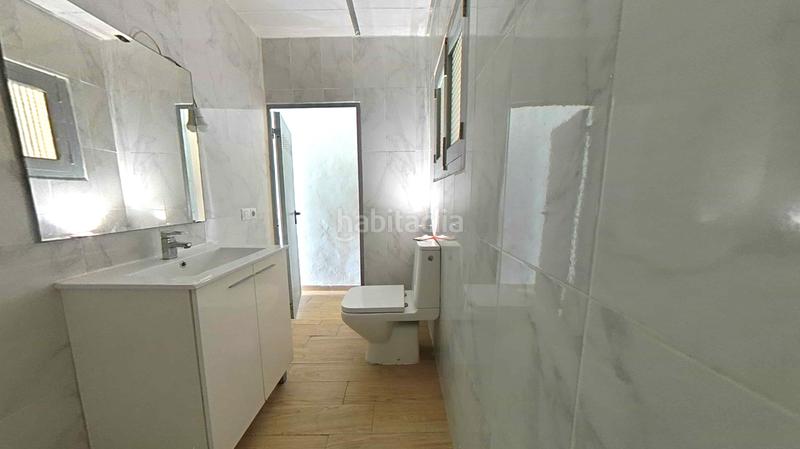 Foto 54530200-67c5-4c9f-8412-b783253be2d3. Casa amb aparcament a Almatret