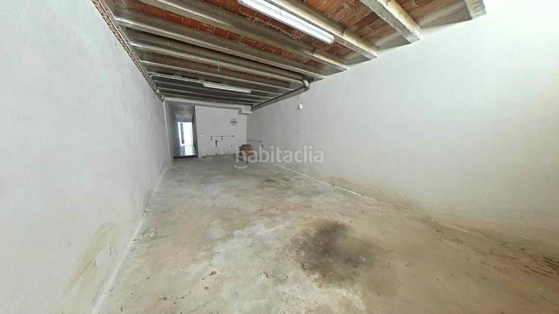 Foto 7b2787e8-8287-4103-9f14-0713289de7be. Casa amb aparcament a Almatret