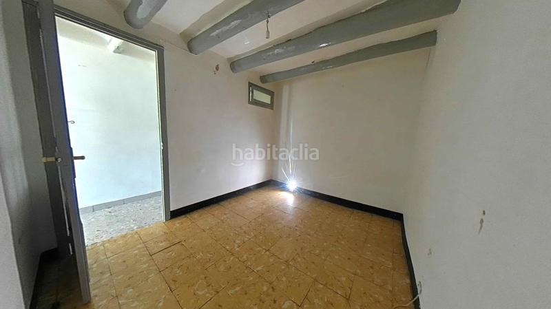 Foto a16d0f71-f22d-41fb-9c5c-92a5982ad44f. Casa amb aparcament a Almatret