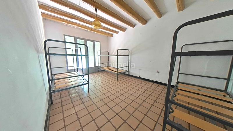 Foto cabf351d-1d50-4ee5-a457-68028a34a9de. Casa amb aparcament a Almatret