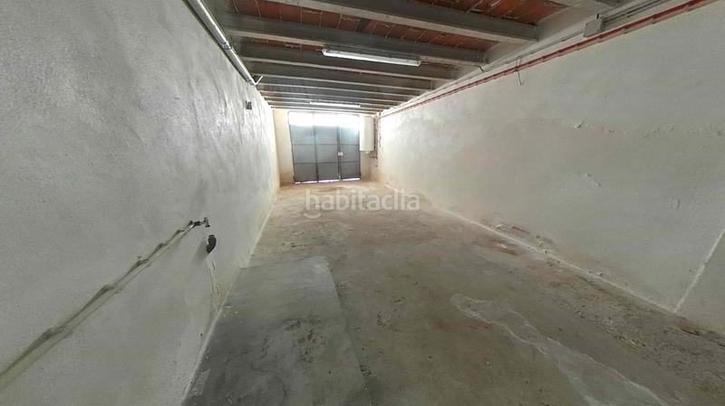 Foto f3494d92-1dcf-409a-8246-f53e258f44e7. Casa amb aparcament a Almatret