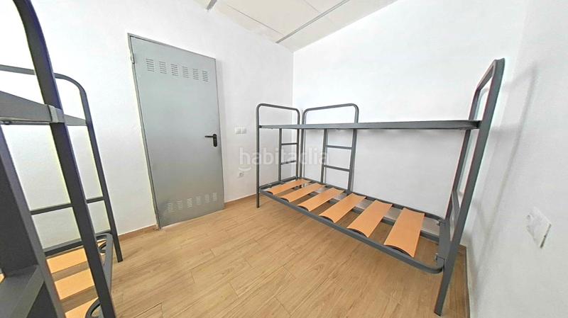 Foto ffe24a71-027a-4c80-a1c3-b850b8e47a4f. Casa amb aparcament a Almatret