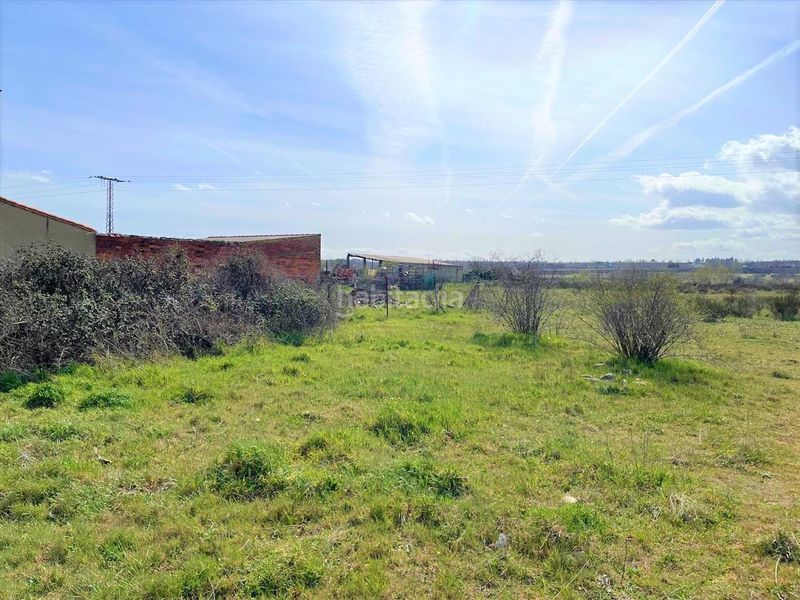 Foto fde926f7-d1a7-47a8-938f-770f48621662. Terreny residencial a Oteruelo León