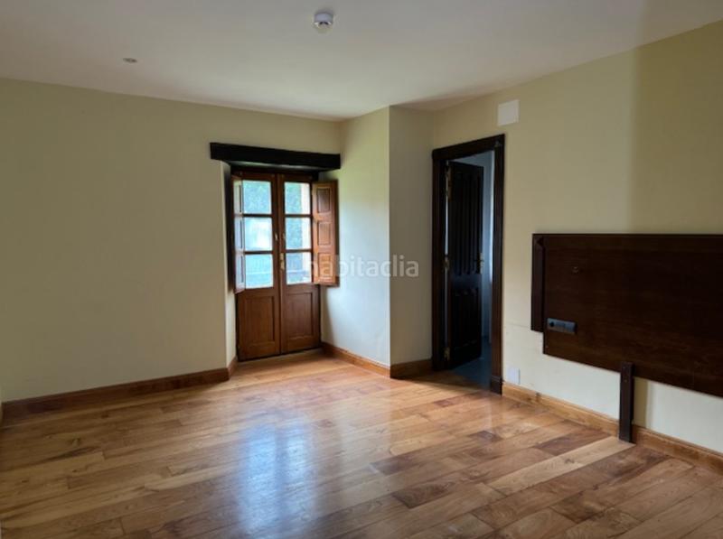 Foto 6dce0758-57d9-4b36-a5e9-5c697dbf569c. Edificio en Tineo