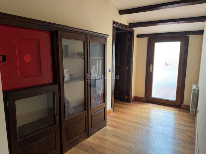 Foto 9fe52f53-c0e0-4f7b-bd82-60769c524ae2. Edificio en Tineo