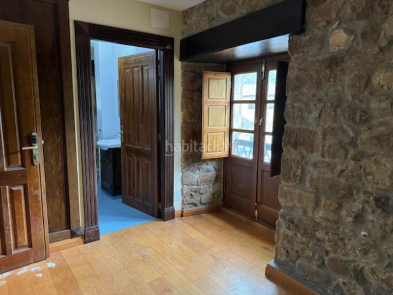 Foto 013cef84-8509-43a0-b597-269afc525599. Edifici a Tineo