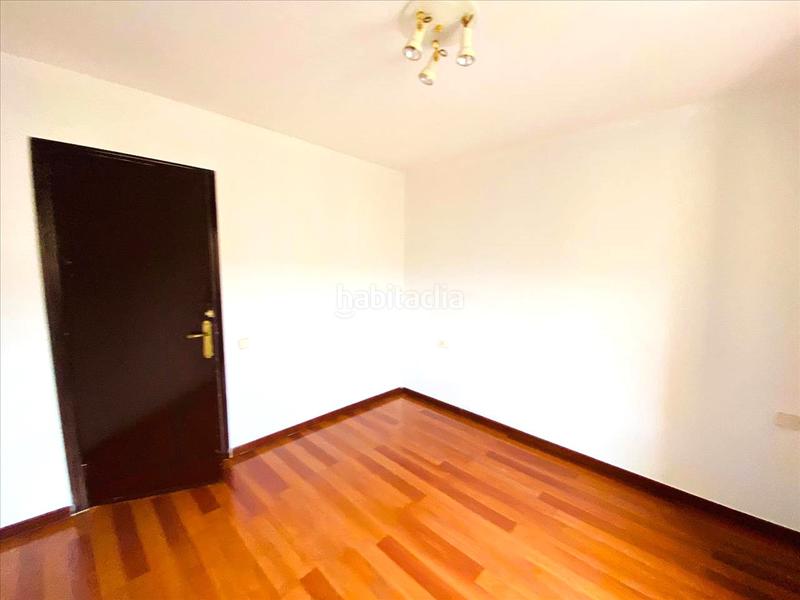 Foto afc858b4-14b9-42da-9040-9c1f9199cf99. Piso en Pravia