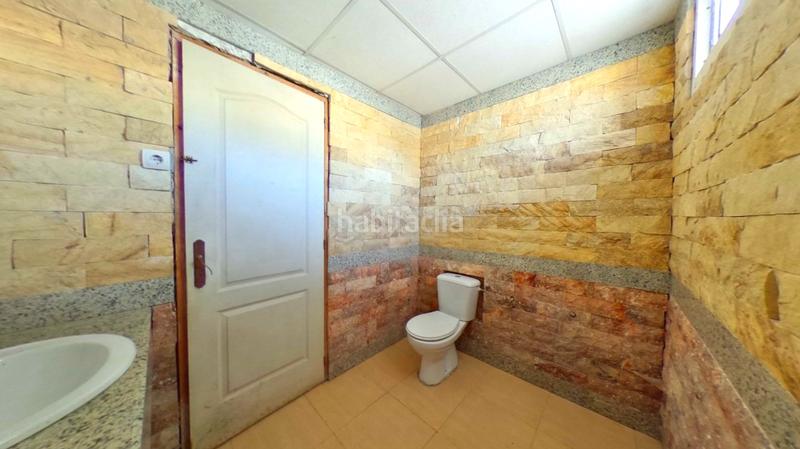 Foto b1188556-9c70-45b5-8484-32575320fec3. Nave industrial en El Juncal - Vallealto Puerto de Santa María (El)