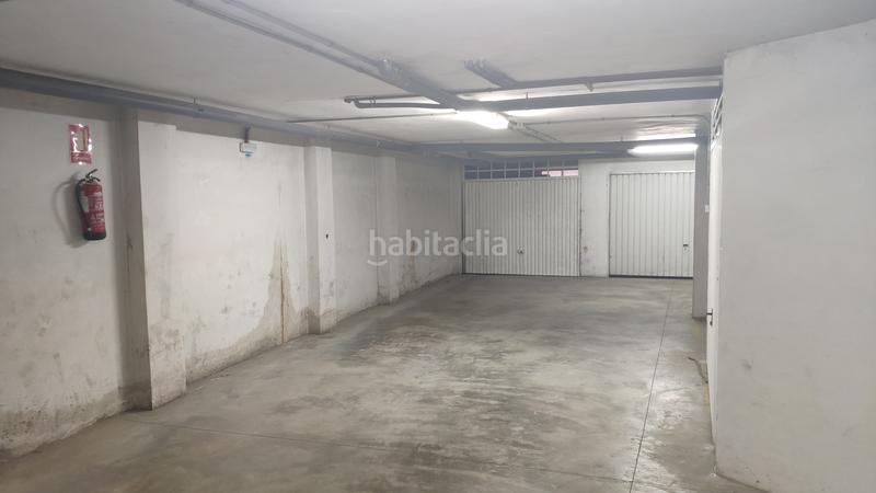 Foto fa679f71-5fdb-483d-852f-bb243d7c1a20. Autoparkplatz in Pilar de la Horadada ciudad Pilar de la Horadada