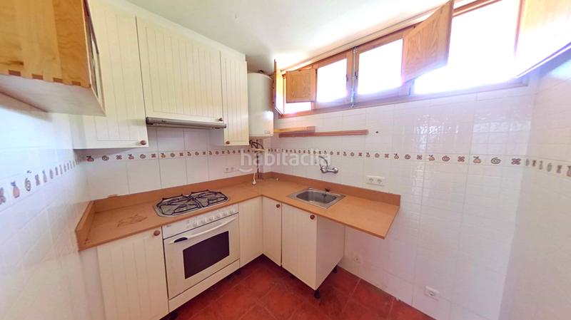 Foto f1ecfde7-e777-41ff-a584-0de4bb3fa3f6. Pis a Molina (La)