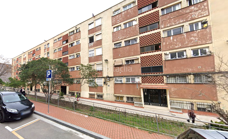 Foto dcfcbfbd-fda9-490a-a6f6-747dfbeea6af. Appartamento in Ciutat Meridiana Barcelona