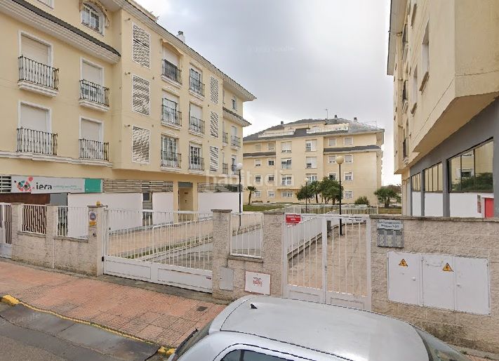Foto 47666627-b9c4-4f11-84be-b46f620dfa13. Pis a Avenida Elvas Badajoz