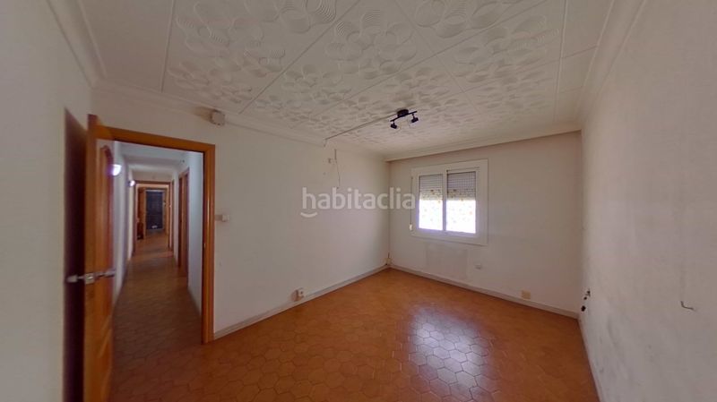 Foto b161a09d-a0ab-4bb5-9af7-16e8ba62777b. Pis a Mercat Rubí