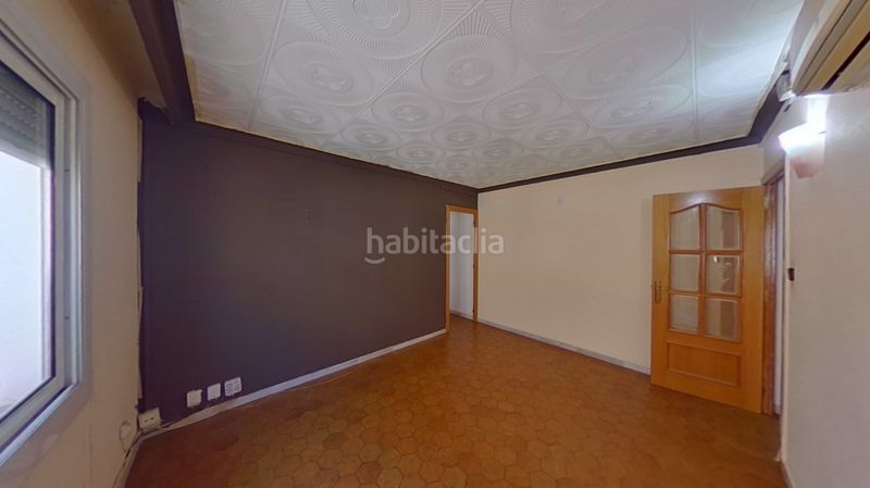 Foto ebb2b2f7-c0f1-4e1c-bdf3-1879763d64e7. Pis a Mercat Rubí