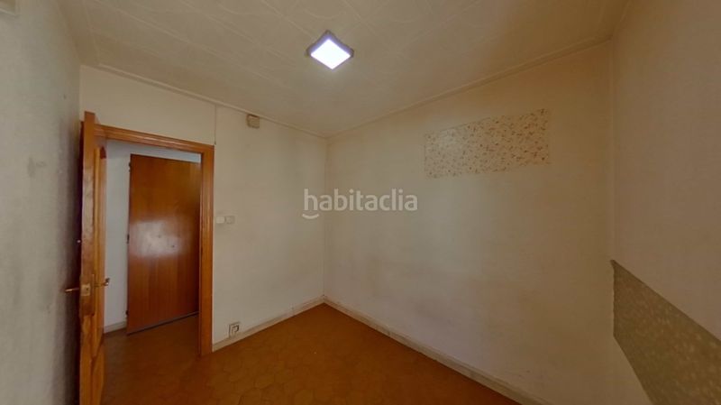 Foto f0d7d6dc-5086-4b10-9493-2899db783a0c. Pis a Mercat Rubí