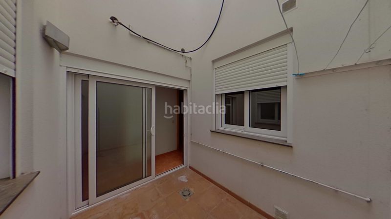 Foto c6f914ab-5317-430f-bc0a-7f25471f1ed4. Casa adossada a Navàs