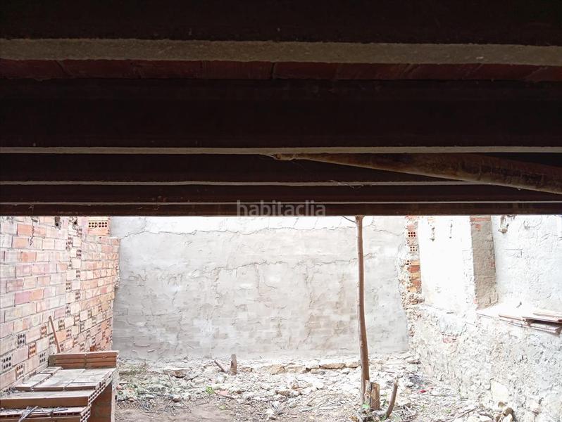 Foto 0581be2e-aa84-4cfa-91d4-b2288f88c0f6. Casa adossada amb aparcament a Massalcoreig