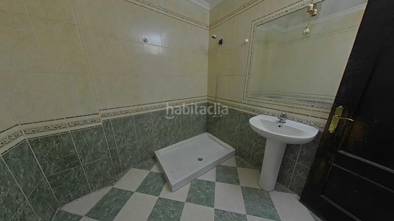 Foto f678e98e-6c7e-447c-ad0c-3020abb4a1f1. Flat with parking in Almonte Almonte