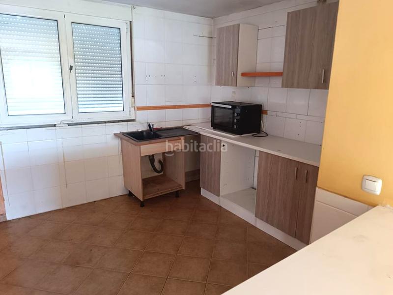 Foto ac0e4283-a9fa-47cd-85b5-da68cb05d80c. Casa adossada amb calefacció aparcament a Sariegos