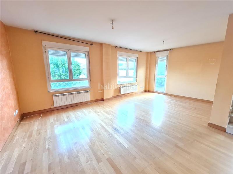 Foto d036e537-9044-4b23-a420-80b9e32810b1. Casa adossada amb calefacció aparcament a Sariegos
