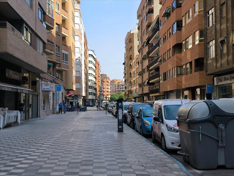 Foto c71f054b-33e8-45ab-a9e8-9d233e0e732a. Pis a Feria Albacete